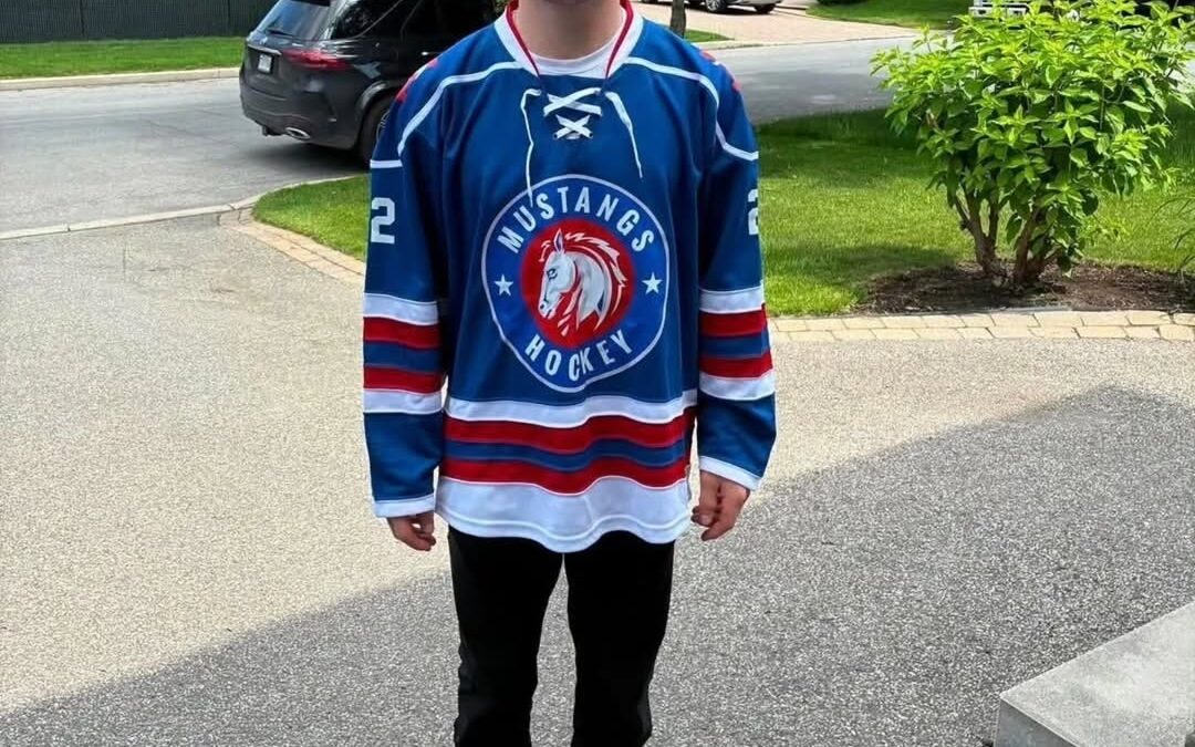💙 Thank You, Cole Caufield 💙 The Mustangs organization would like to extend a heartfelt thank you to Cole Caufield for wearing Bamas jersey.